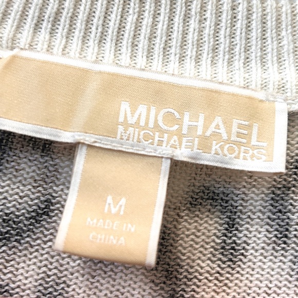 Micheal Kors | light weight sweater| size Medium - Picture 3 of 3
